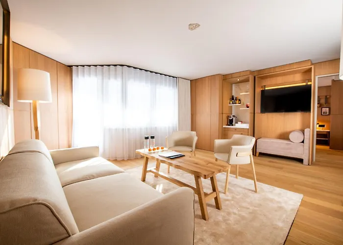 Schweizerhof - A Small Luxury Hotell