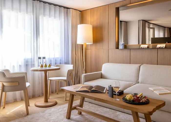 Schweizerhof - A Small Luxury Hotell